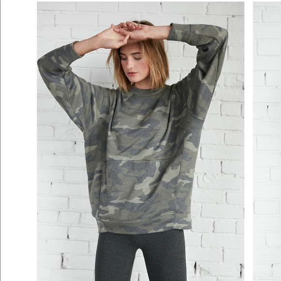 express camo sweatshirt